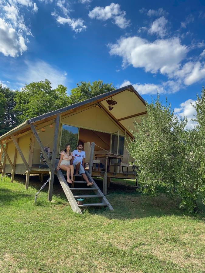 Glamping In Toscana, Luxury Tents In Agriturismo Biologico Sorano  Eksteriør billede