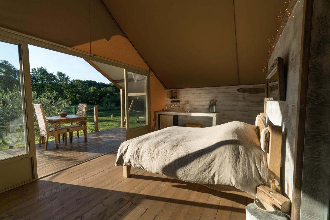 Glamping In Toscana, Luxury Tents In Agriturismo Biologico Sorano  Eksteriør billede