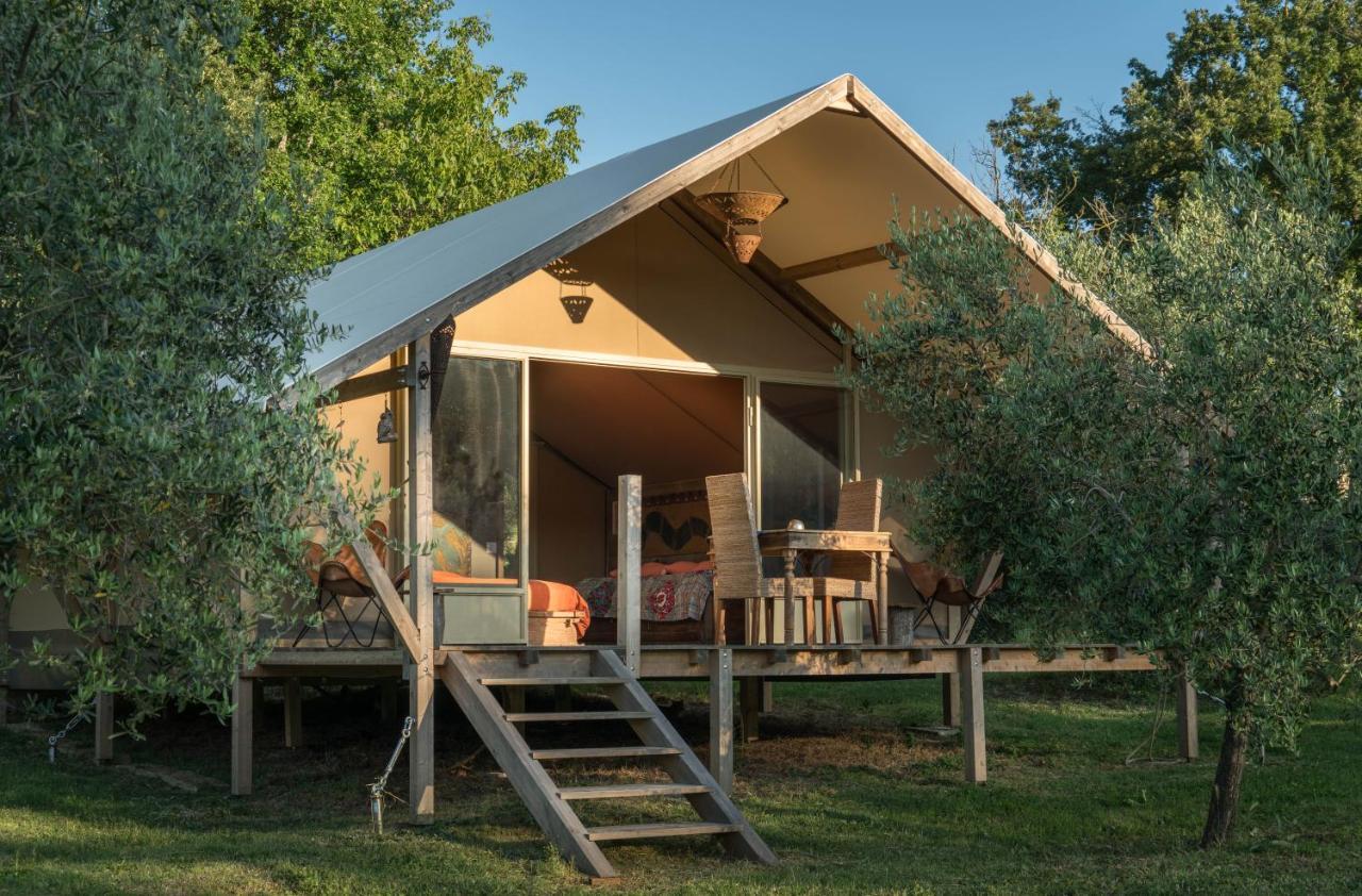 Glamping In Toscana, Luxury Tents In Agriturismo Biologico Sorano  Eksteriør billede