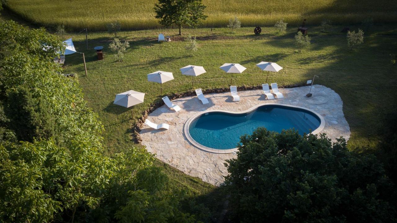 Glamping In Toscana, Luxury Tents In Agriturismo Biologico Sorano  Eksteriør billede